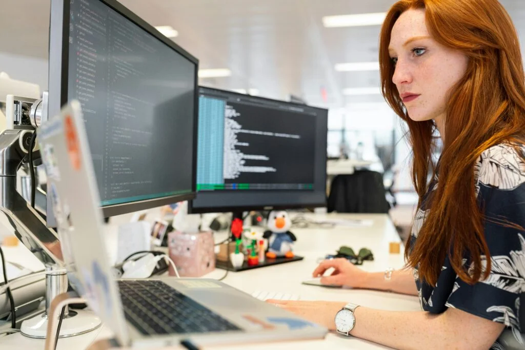 Female working as an MSP, demonstrates how NerdForHire offers cloud based managed services